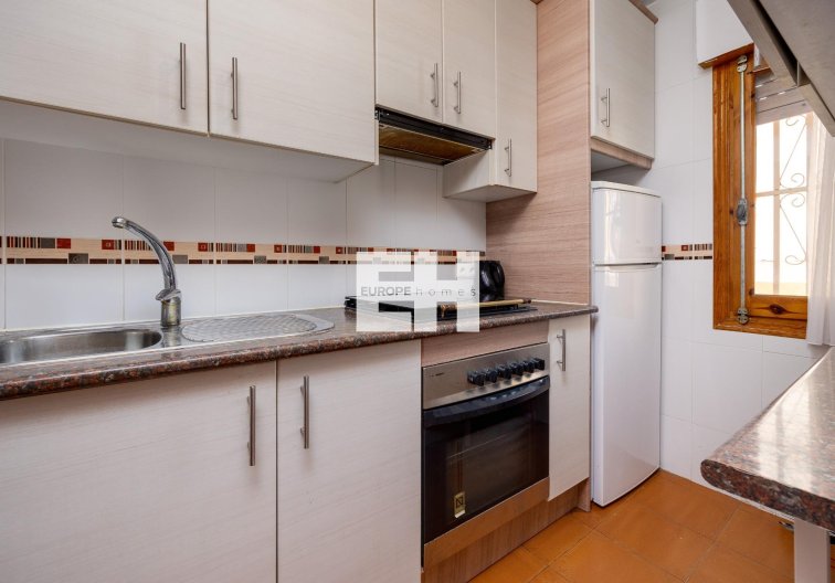Resale - Apartment - Torrevieja - La Mata