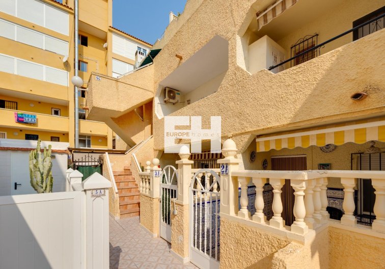 Resale - Apartment - Torrevieja - La Mata