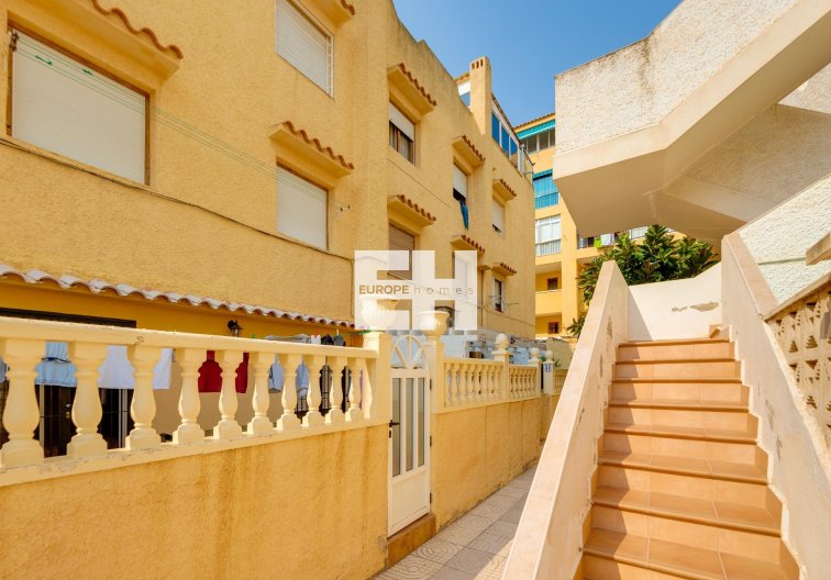 Resale - Apartment - Torrevieja - La Mata