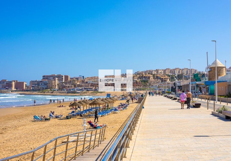 Resale - Apartment - Torrevieja - La Mata