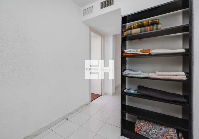 Resale - Apartment - Torrevieja - Centro