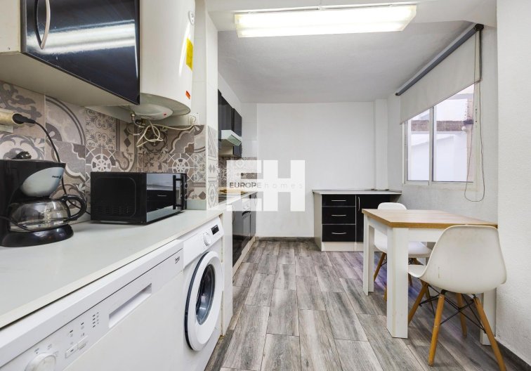 Resale - Apartment - Torrevieja - Centro