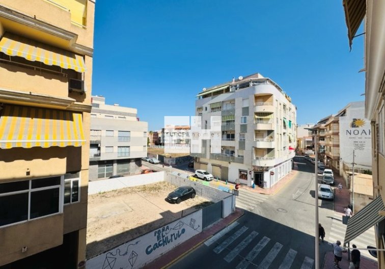 Resale - Apartment - La Mata - Costa Blanca