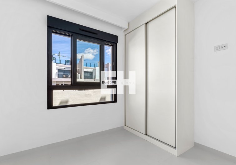 Segunda mano - Apartamento  - San Miguel de Salinas - Inland