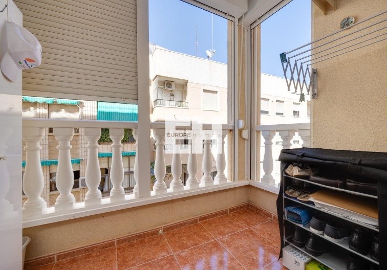 Segunda mano - Apartamento  - Guardamar del Segura - Pueblo