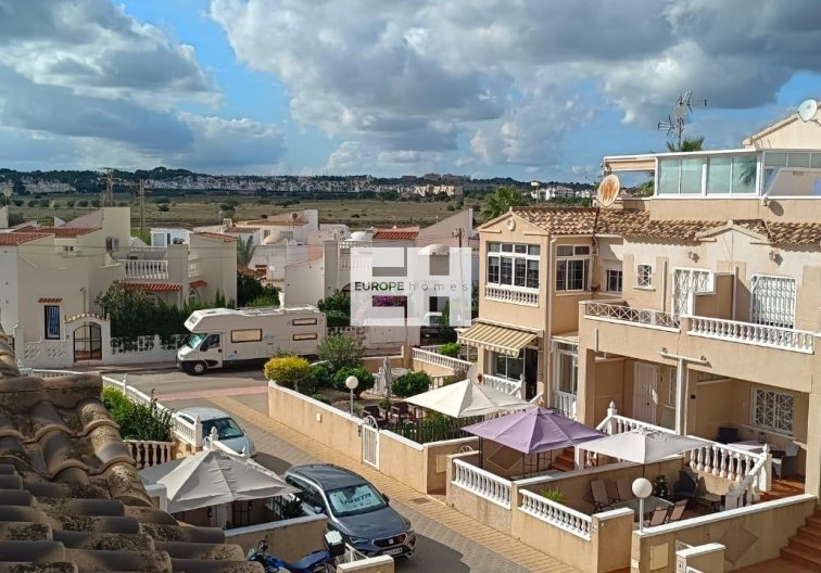 Segunda mano - Bungalow - Orihuela Costa - Los Almendros-la Florida