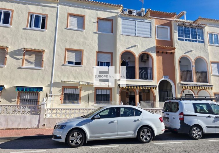 Resale - Bungalow - Torrevieja - Playa de los Naúfragos
