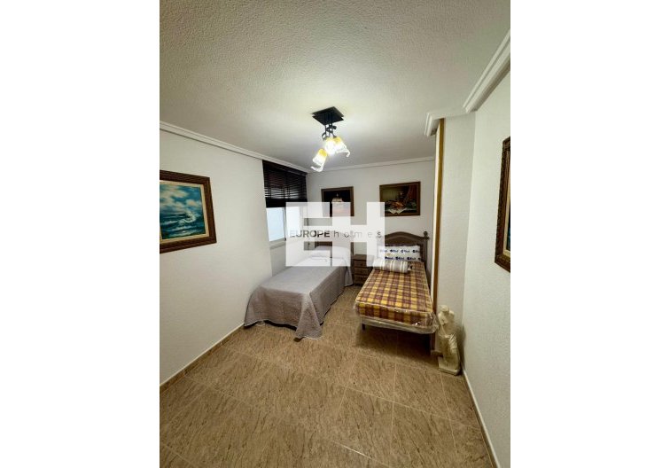 Segunda mano - Apartamento  - Torrevieja - Centro