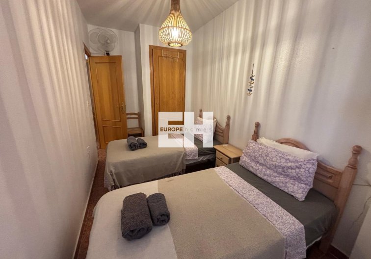 Segunda mano - Apartamento  - Torrevieja - Playa de los Locos