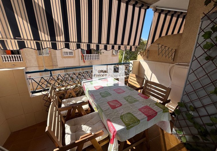 Segunda mano - Apartamento  - Torrevieja - Playa de los Locos