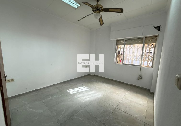 Segunda mano - Apartamento  - Torrevieja - Playa de los Locos