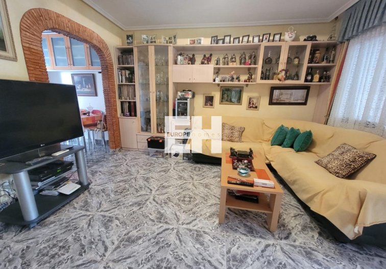 Segunda mano - Bungalow - Torrevieja - Los Frutales