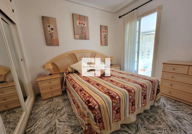 Segunda mano - Bungalow - Torrevieja - Los Frutales