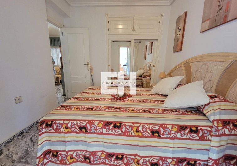 Segunda mano - Bungalow - Torrevieja - Los Frutales