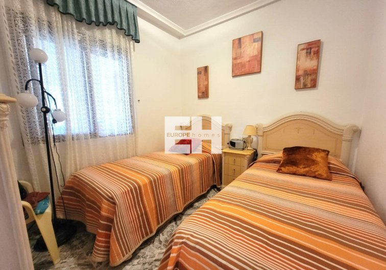 Segunda mano - Bungalow - Torrevieja - Los Frutales