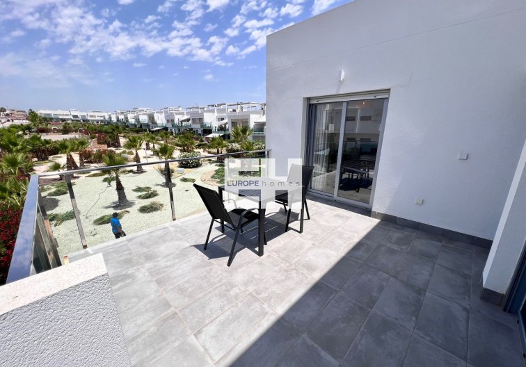 Segunda mano - Apartamento  - Vistabella Golf Entre Naranjos - Inland