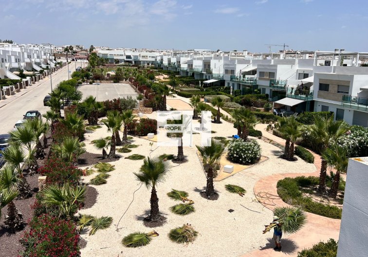 Segunda mano - Apartamento  - Vistabella Golf Entre Naranjos - Inland