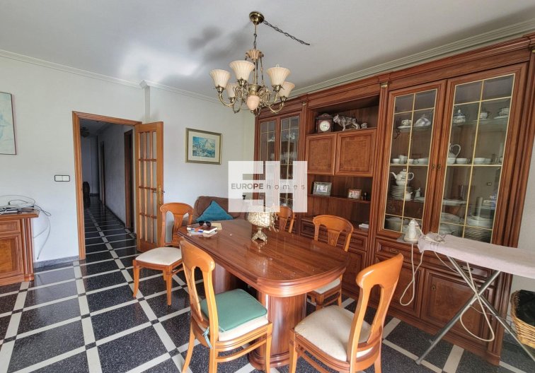 Segunda mano - Apartamento  - Torrevieja - Centro