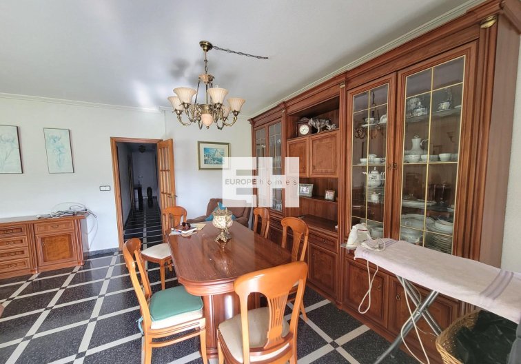 Segunda mano - Apartamento  - Torrevieja - Centro