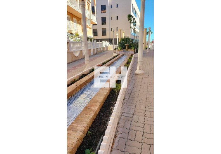 Segunda mano - Apartamento  - Torrevieja - La Mata