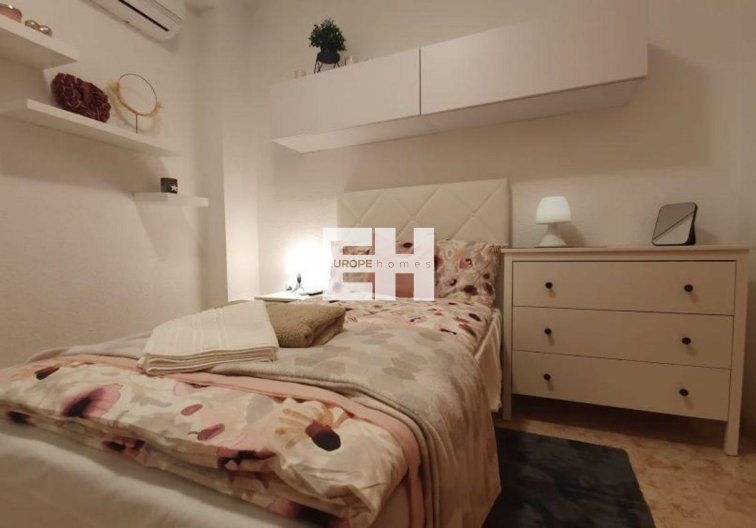 Segunda mano - Apartamento  - Torrevieja - Playa de los Locos