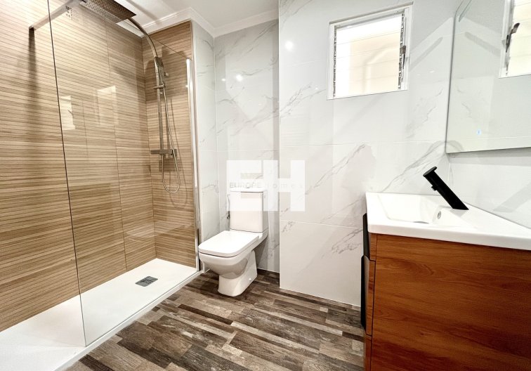 Segunda mano - Apartamento  - San Miguel de Salinas - Inland