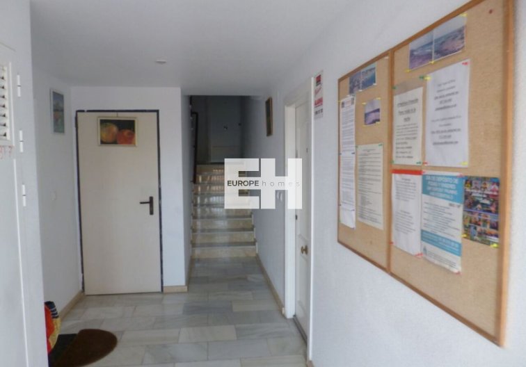 Segunda mano - Apartamento  - La Florida - Inland