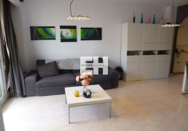 Segunda mano - Apartamento  - La Florida - Inland