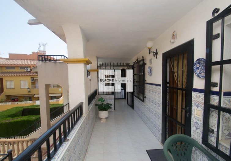 Segunda mano - Apartamento  - Torrevieja - Mar Azul