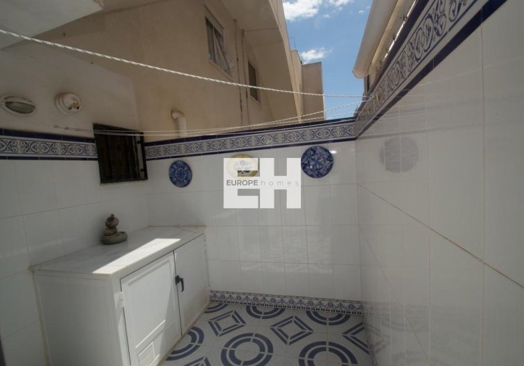 Segunda mano - Apartamento  - Torrevieja - Mar Azul