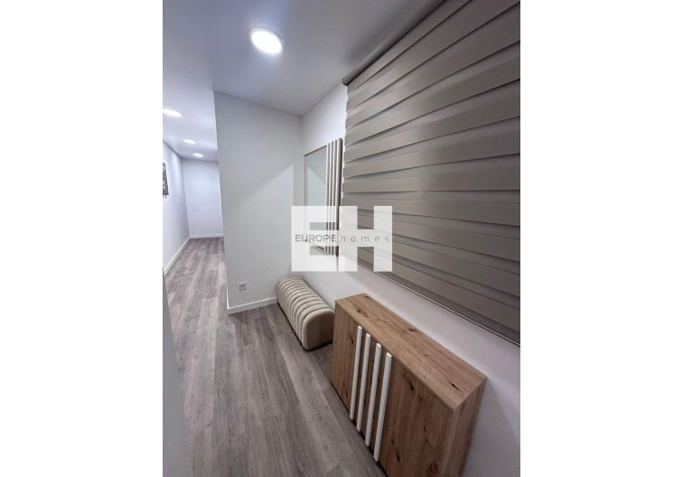 Segunda mano - Apartamento  - Torrevieja - Estacion De Autobuses