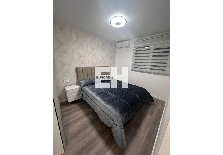 Segunda mano - Apartamento  - Torrevieja - Estacion De Autobuses