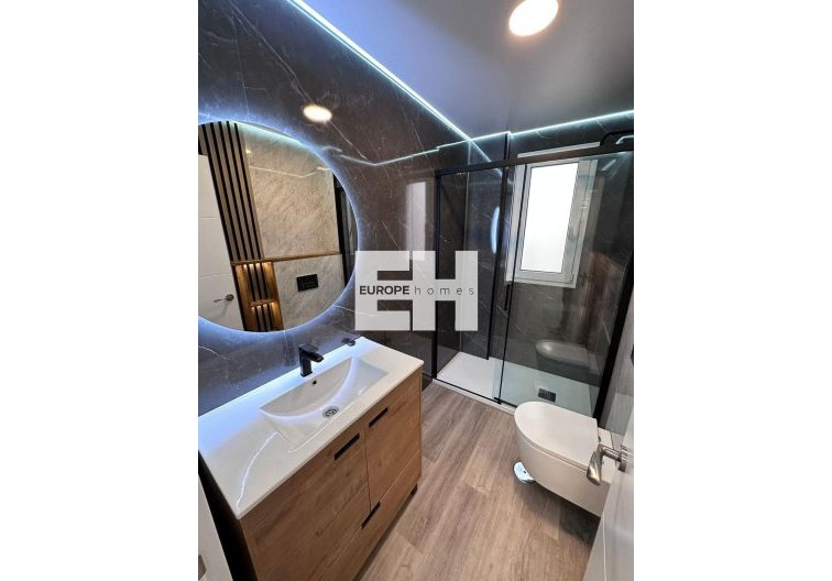 Segunda mano - Apartamento  - Torrevieja - Estacion De Autobuses