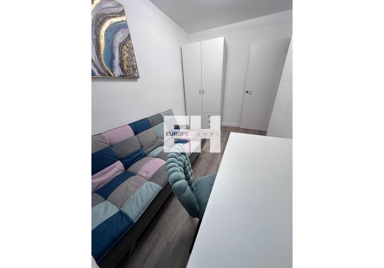 Segunda mano - Apartamento  - Torrevieja - Estacion De Autobuses