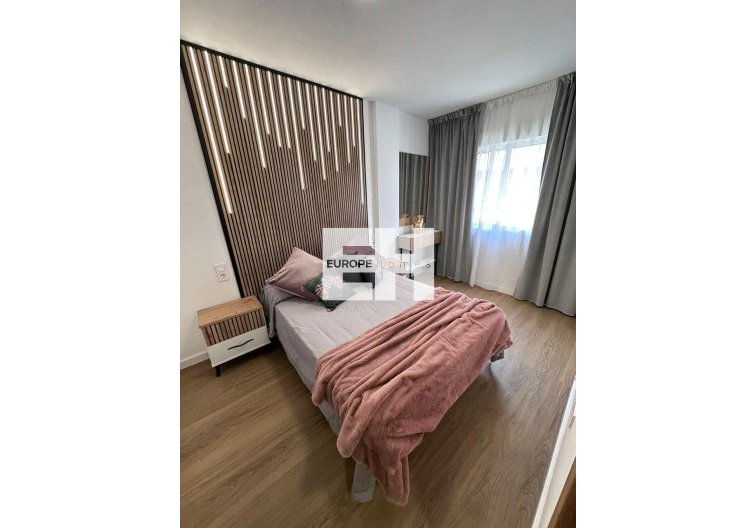 Resale - Apartment - Torrevieja - Playa del Cura