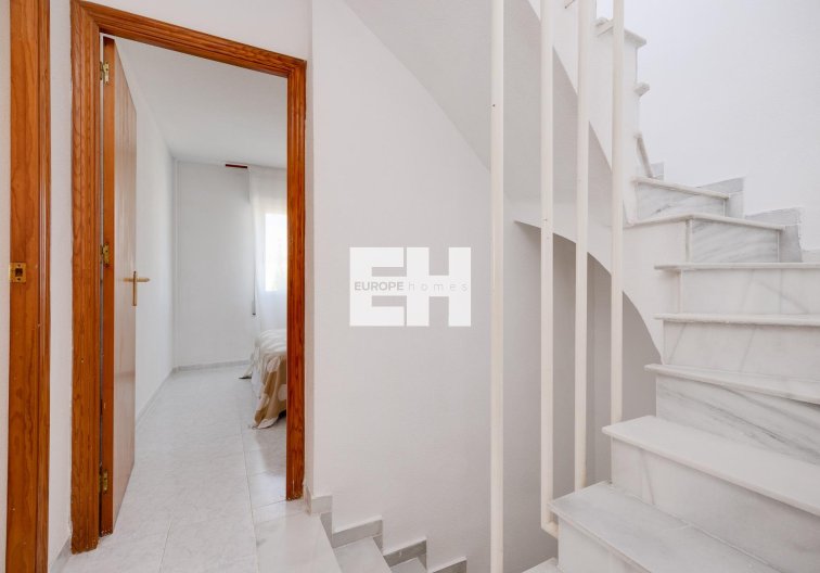 Resale - town house - Torrevieja - Paraje Natural