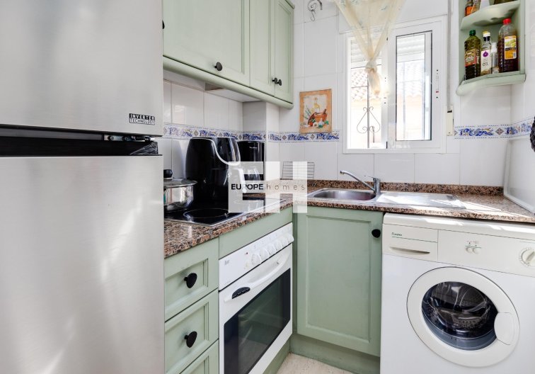 Revente - Bungalow - Torrevieja - Aguas Nuevas