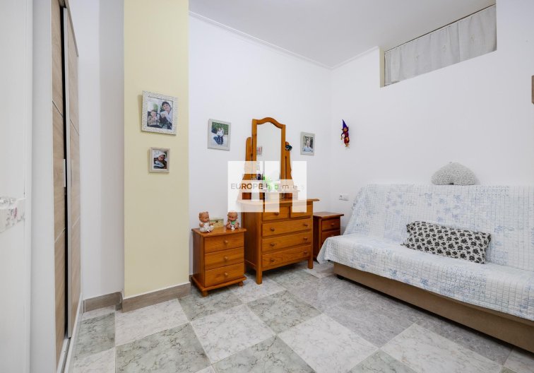 Herverkoop - Appartement - Torrevieja - Centro