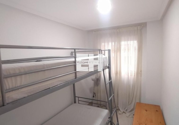 Segunda mano - Apartamento  - Torrevieja - Centro