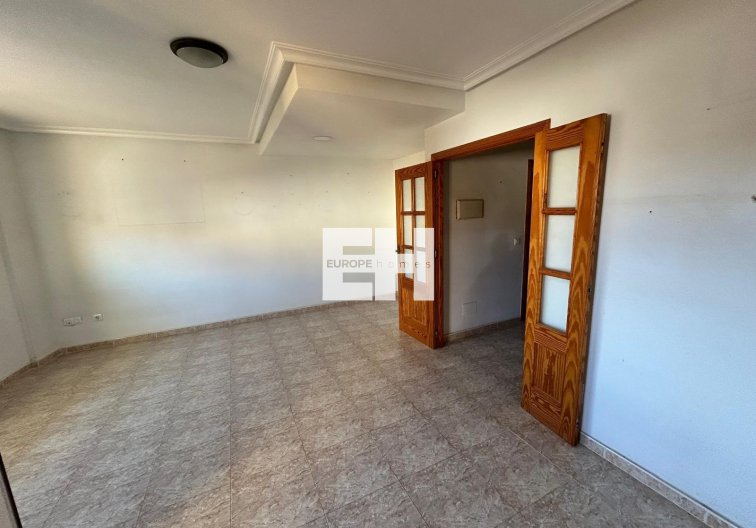 Herverkoop - town house - Los Alcázares