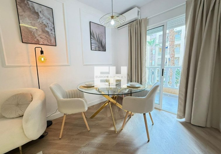 Herverkoop - Appartement - Torrevieja - Parque De Las Naciones