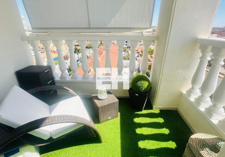 Segunda mano - Apartamento  - Torrevieja - Nueva Torrevieja