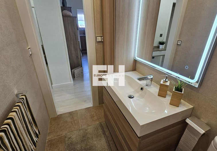 Segunda mano - Apartamento  - Torrevieja - Nueva Torrevieja