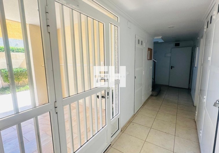 Segunda mano - Apartamento  - Torrevieja - Nueva Torrevieja