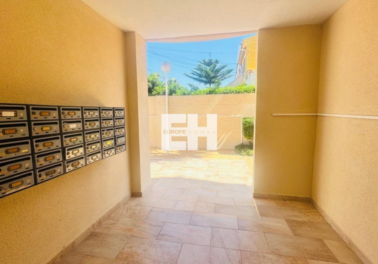 Segunda mano - Apartamento  - Torrevieja - Nueva Torrevieja