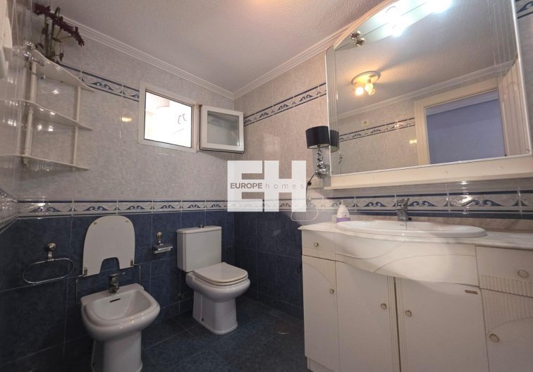 Segunda mano - Apartamento  - Torrevieja - Acequion