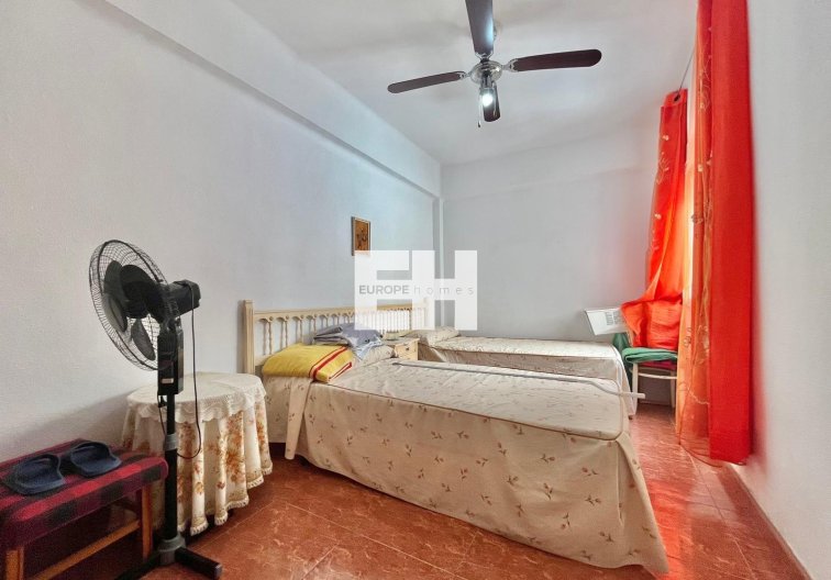 Segunda mano - Apartamento  - Torrevieja - Estacion De Autobuses