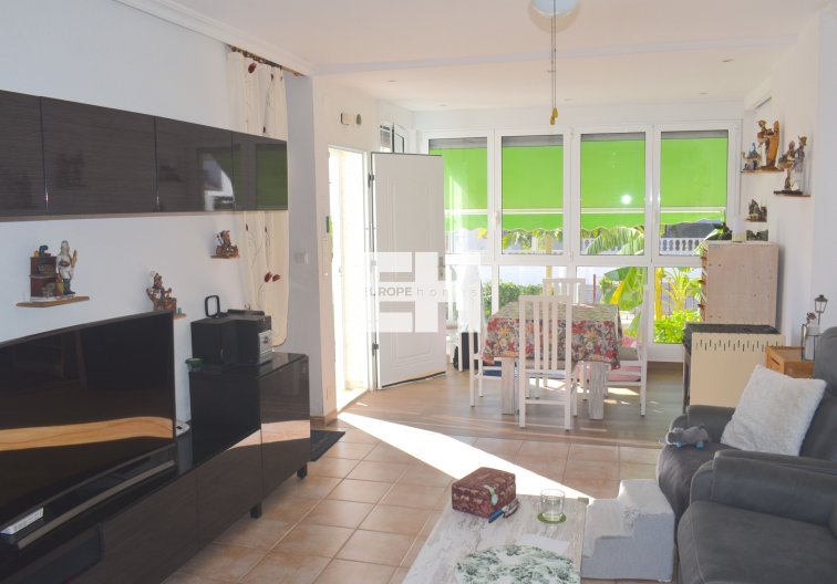 Segunda mano - villa - San Fulgencio - Costa Blanca