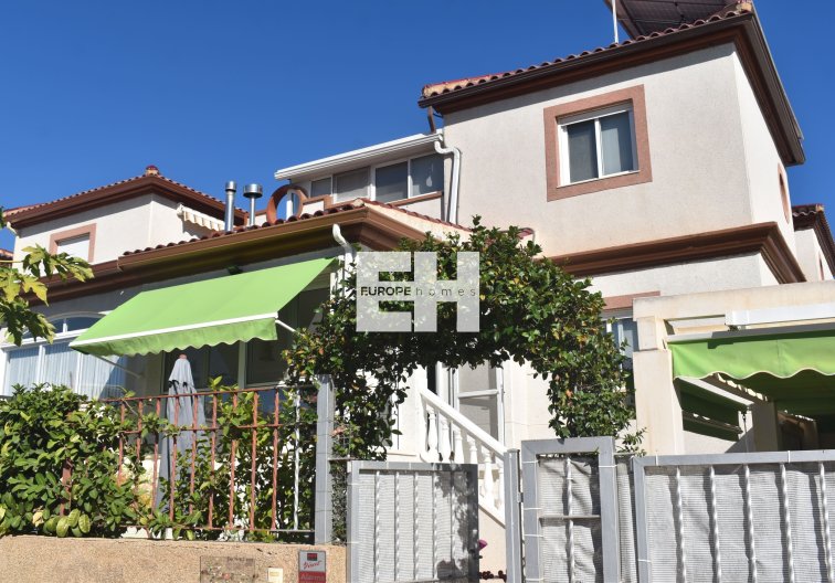 Segunda mano - villa - San Fulgencio - Costa Blanca