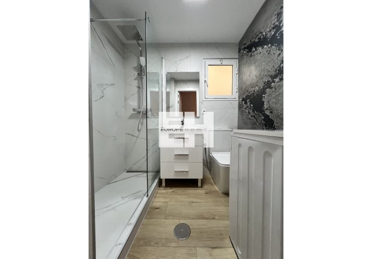 Resale - Apartment - Torrevieja - Centro